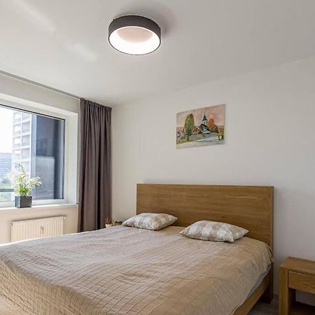 Urban Apartment With Possibility Of Parking Братислава Екстериор снимка